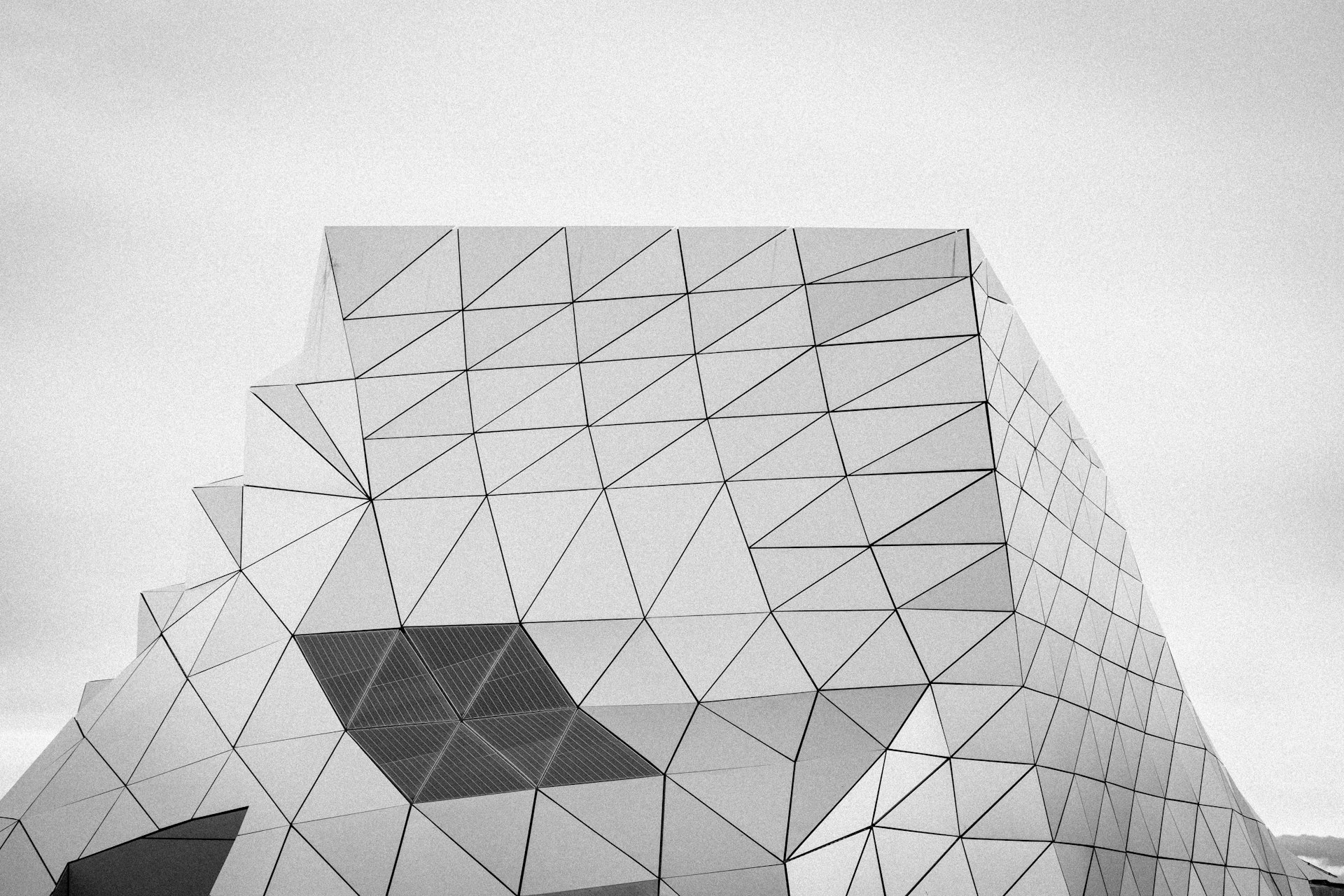 Building Scalable Microservices with Serverless Architecture: Benefits, Strategies, and Real-World Guidance