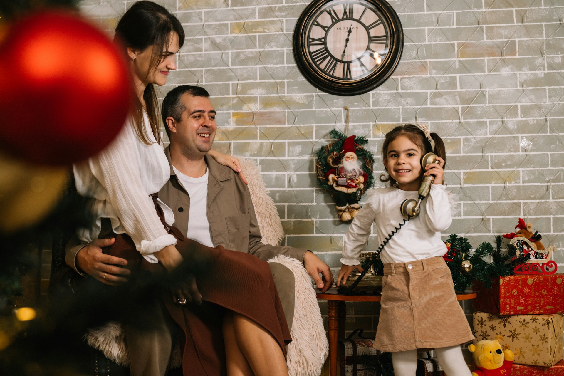 The Enduring Value of Family Storytelling Traditions: Building Stronger Connections Across Generations