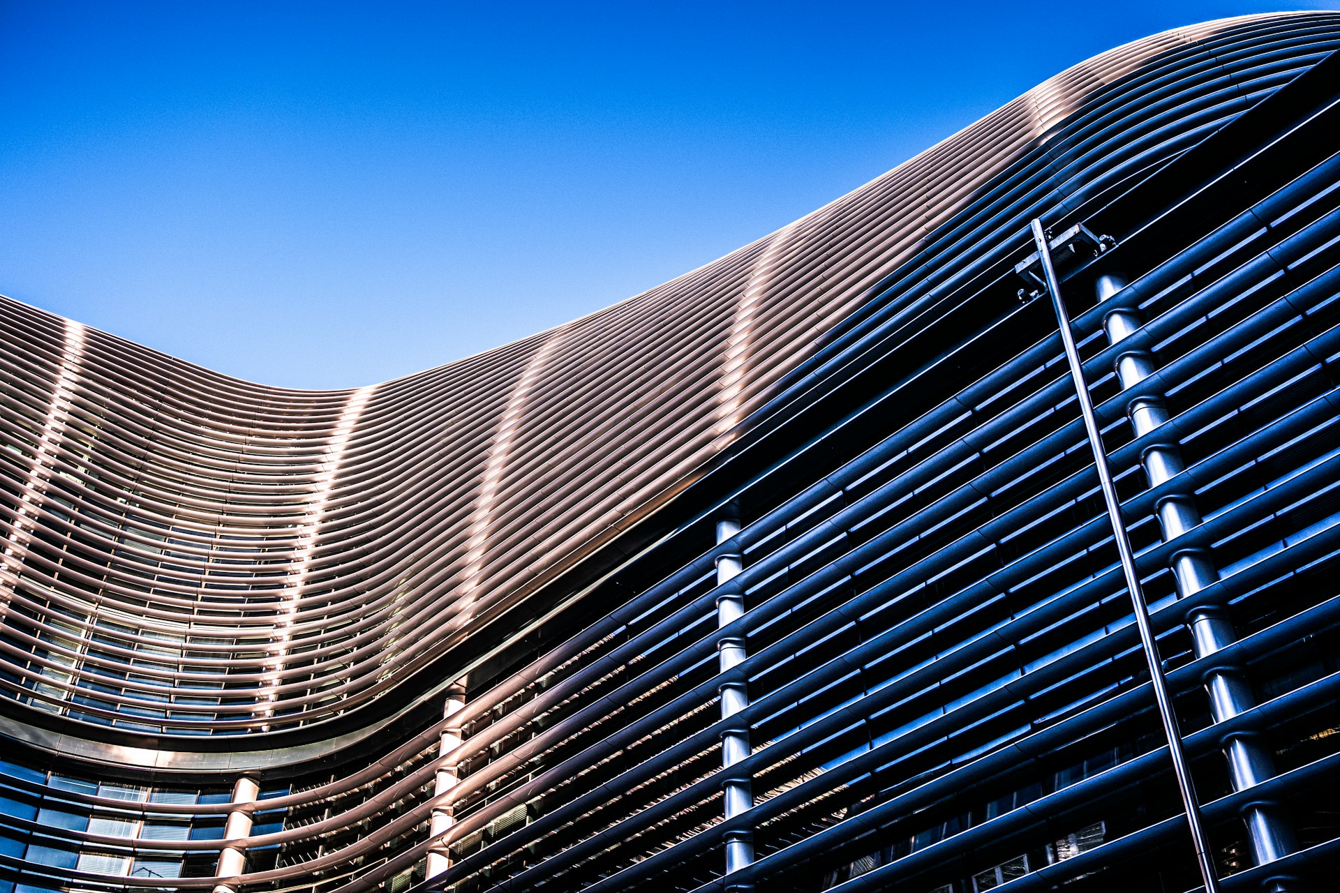 Advancing Energy Storage: Shaping the Future of Renewable Power Systems